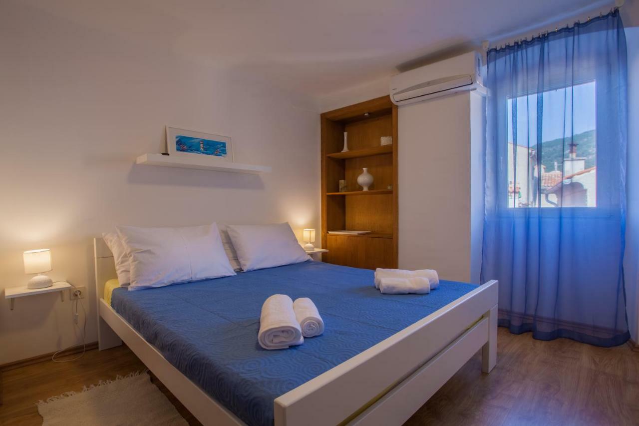 Room M Cres Buitenkant foto